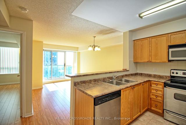 lph06 - 7 Michael Power Pl, Condo with 1 bedrooms, 1 bathrooms and 1 parking in Toronto ON | Image 6
