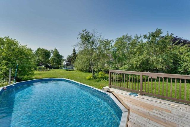 2295 Lynn St, House detached with 4 bedrooms, 3 bathrooms and 7 parking in Innisfil ON | Image 26