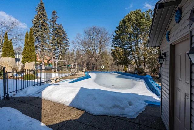 74 Forest Grove Dr, House detached with 3 bedrooms, 3 bathrooms and 8 parking in Toronto ON | Image 22
