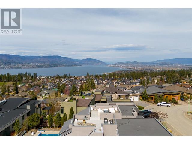 5342 Signet Crescent, House detached with 4 bedrooms, 2 bathrooms and 2 parking in Kelowna BC | Image 37