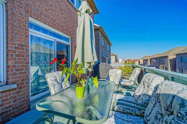 519 Thornhill Woods Dr, House detached with 4 bedrooms, 5 bathrooms and 5 parking in Vaughan ON | Image 31