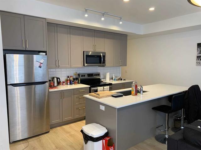 336 - 3078 Sixth Line, Townhouse with 2 bedrooms, 2 bathrooms and 1 parking in Oakville ON | Image 8