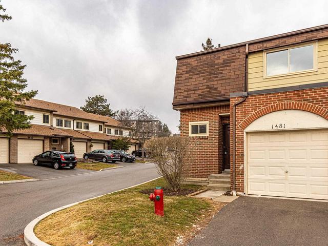 1481 Ester Dr, Townhouse with 3 bedrooms, 3 bathrooms and 1 parking in Burlington ON | Image 1