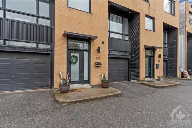 108 Little London Private, Townhouse with 2 bedrooms, 3 bathrooms and 1 parking in Ottawa ON | Image 2