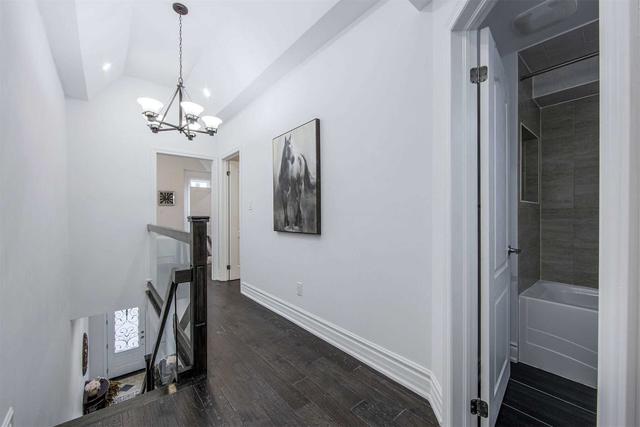 420 Ossington Ave, House detached with 4 bedrooms, 4 bathrooms and 0 parking in Toronto ON | Image 15