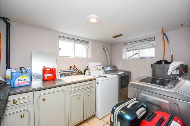 3133 Etude Dr, House detached with 3 bedrooms, 1 bathrooms and 4 parking in Mississauga ON | Image 15