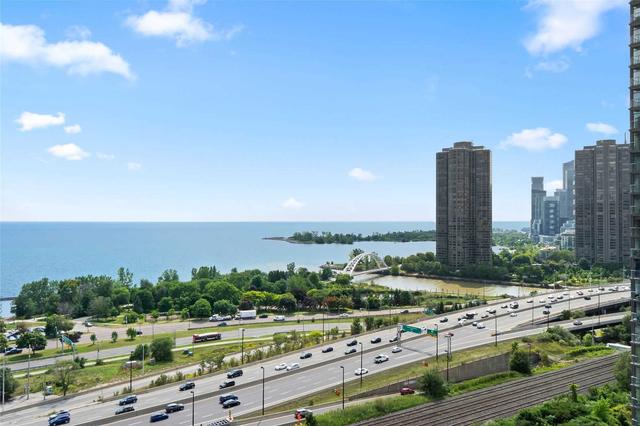 1712 - 103 The Queensway, Condo with 2 bedrooms, 2 bathrooms and 1 parking in Toronto ON | Image 14