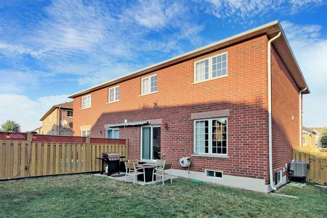 36 Wandering Trail Dr, House semidetached with 3 bedrooms, 4 bathrooms and 4 parking in Brampton ON | Image 30