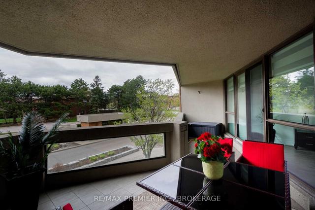 203 - 2010 Islington Ave, Condo with 3 bedrooms, 2 bathrooms and 2 parking in Toronto ON | Image 24