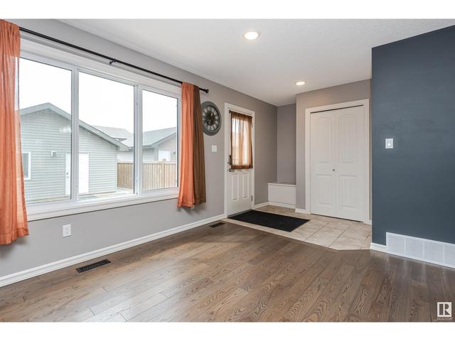 21911 91 Av Nw, House detached with 3 bedrooms, 2 bathrooms and 4 parking in Edmonton AB | Image 21