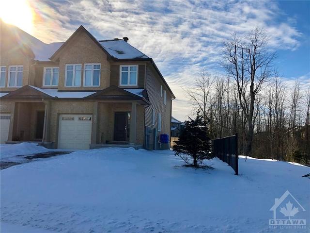 805 Cedar Creek Drive, Townhouse with 3 bedrooms, 3 bathrooms and 2 parking in Ottawa ON | Image 1