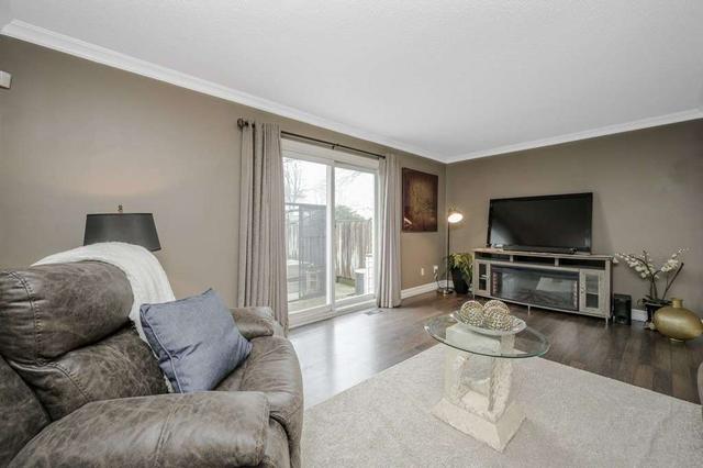 9 - 145 Rice Ave, Townhouse with 3 bedrooms, 2 bathrooms and 2 parking in Hamilton ON | Image 8