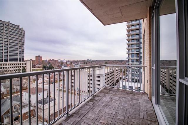 809 - 191 King Street S, House attached with 2 bedrooms, 2 bathrooms and 1 parking in Waterloo ON | Image 27