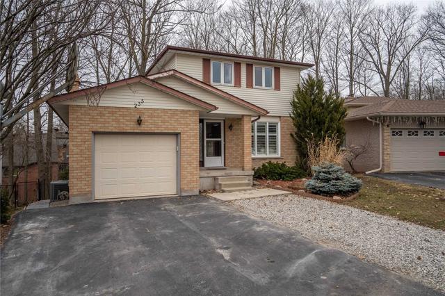 235 Southwood Dr, House detached with 3 bedrooms, 3 bathrooms and 2 parking in Kitchener ON | Image 1