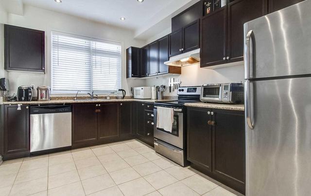 27 Gadani Dr, House attached with 2 bedrooms, 3 bathrooms and 1 parking in Markham ON | Image 7
