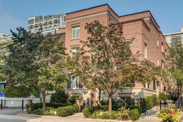 12 - 180 Merton St, Townhouse with 3 bedrooms, 4 bathrooms and 2 parking in Toronto ON | Image 1