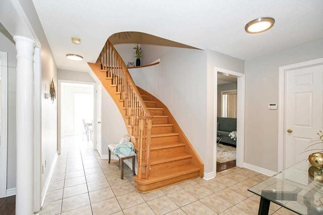 114 Rollingwood Dr, House detached with 4 bedrooms, 4 bathrooms and 6 parking in Brampton ON | Image 37