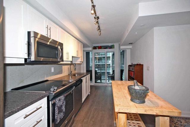 1235 - 525 Adelaide St W, Condo with 1 bedrooms, 1 bathrooms and 1 parking in Toronto ON | Image 6