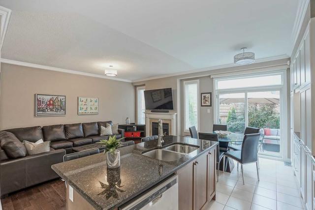56 Mary Ellen Baker Cres, House detached with 4 bedrooms, 4 bathrooms and 4 parking in Vaughan ON | Image 5