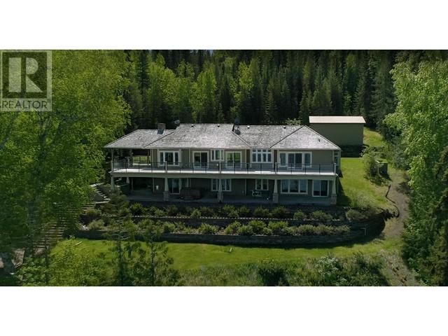 6741 Millar Road, House detached with 5 bedrooms, 3 bathrooms and null parking in Cariboo F BC | Image 30