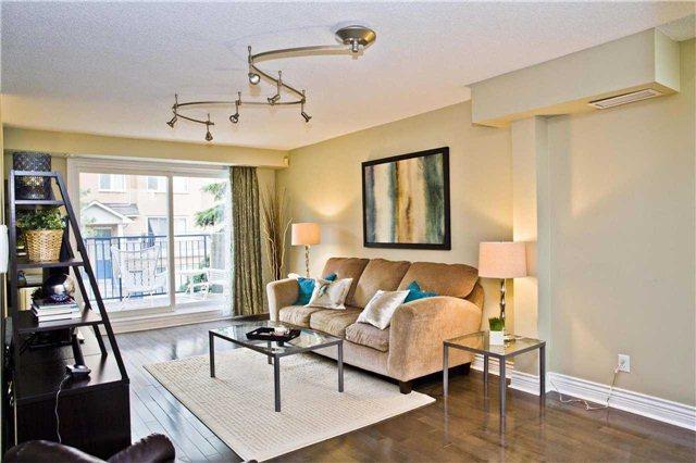 th11 - 117 Omni Dr, Townhouse with 3 bedrooms, 3 bathrooms and 1 parking in Toronto ON | Image 4