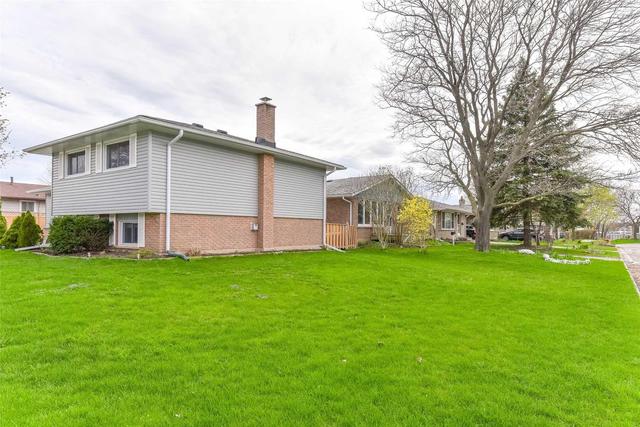 286 Overlea Dr, House detached with 3 bedrooms, 2 bathrooms and 5 parking in Kitchener ON | Image 17