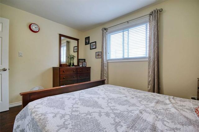 311 Hansen Rd N, House semidetached with 4 bedrooms, 3 bathrooms and 3 parking in Brampton ON | Image 13