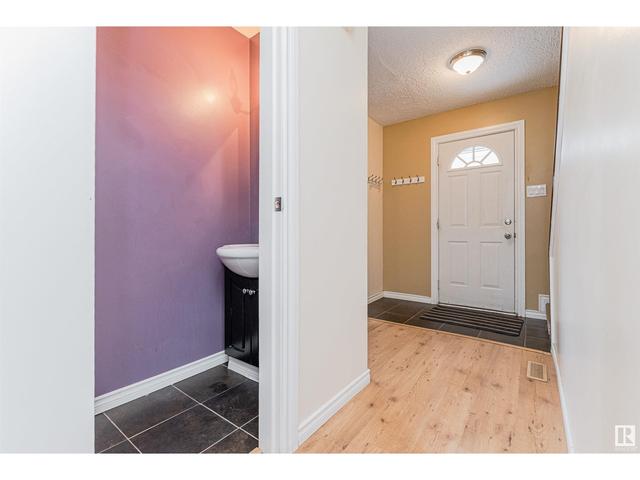 15203 54 St Nw, House attached with 3 bedrooms, 1 bathrooms and null parking in Edmonton AB | Image 24