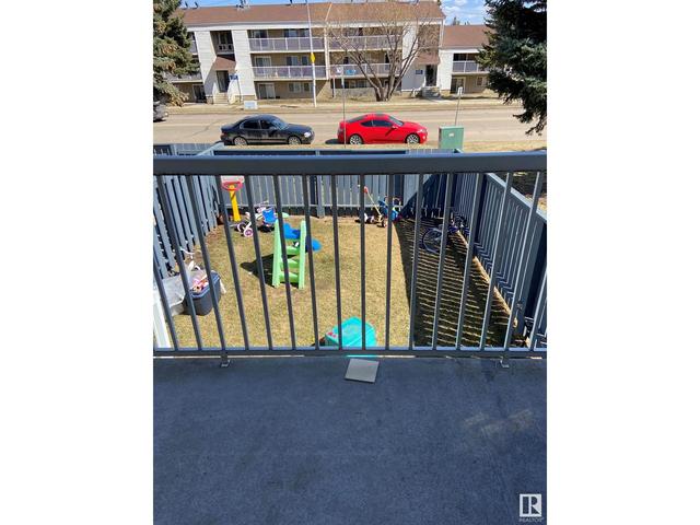 67 - 6220 172 St Nw, House attached with 2 bedrooms, 1 bathrooms and null parking in Edmonton AB | Image 2
