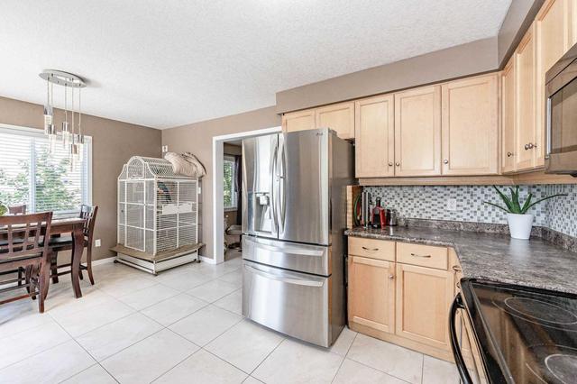 190 Severn Dr, House attached with 3 bedrooms, 4 bathrooms and 3 parking in Guelph ON | Image 5