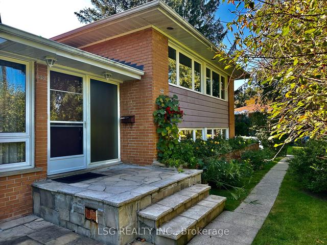 59 Ravenscroft Circ, House detached with 3 bedrooms, 3 bathrooms and 4 parking in Toronto ON | Image 1