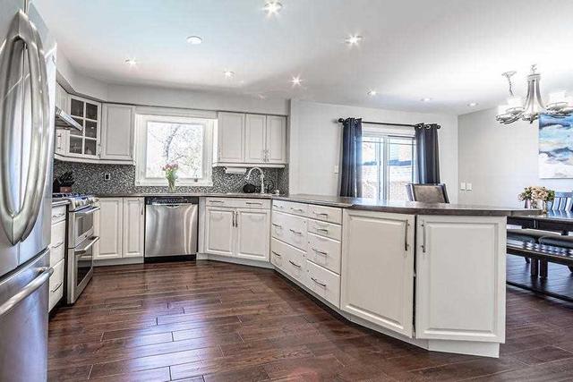 1291 Morgan Crt, House detached with 3 bedrooms, 2 bathrooms and 6 parking in Burlington ON | Image 25