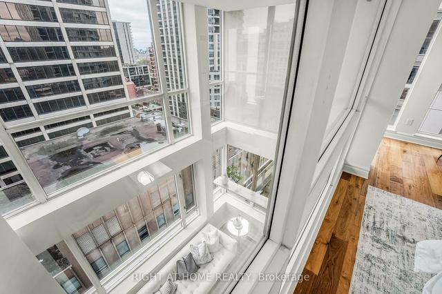 ph2 - 80 Cumberland St, Condo with 3 bedrooms, 3 bathrooms and 2 parking in Toronto ON | Image 18