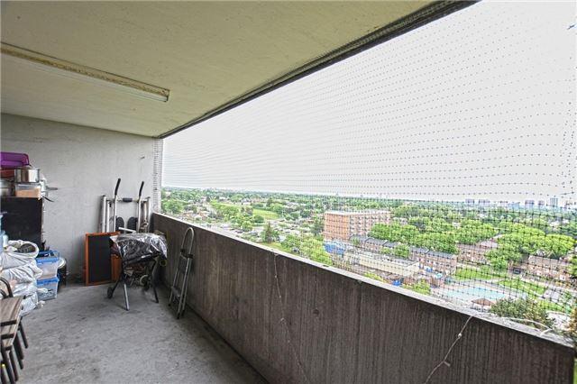 1205 - 45 Sunrise Ave, Condo with 3 bedrooms, 2 bathrooms and 2 parking in Toronto ON | Image 14