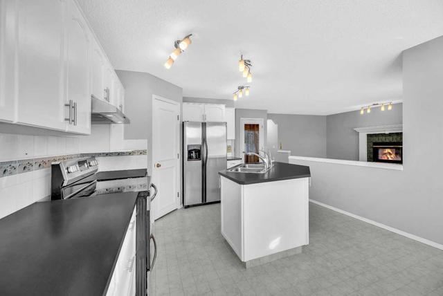 312 Mt Selkirk Close Se, House detached with 4 bedrooms, 2 bathrooms and 4 parking in Calgary AB | Image 10