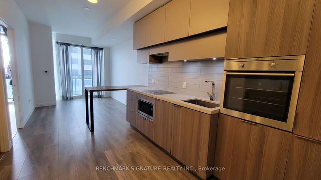 3003 - 8 Eglinton Ave E, Condo with 1 bedrooms, 1 bathrooms and 0 parking in Toronto ON | Image 6