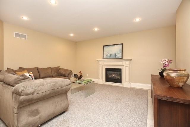 475 Ellerslie Ave, House detached with 4 bedrooms, 5 bathrooms and 8 parking in Toronto ON | Image 16