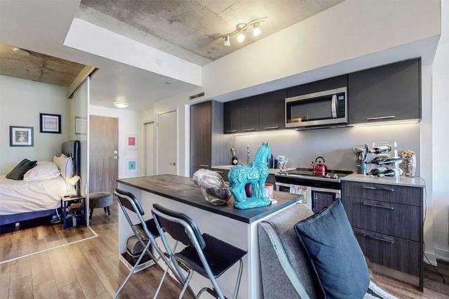 622 - 30 Baseball Pl, Condo with 2 bedrooms, 2 bathrooms and 1 parking in Toronto ON | Image 6