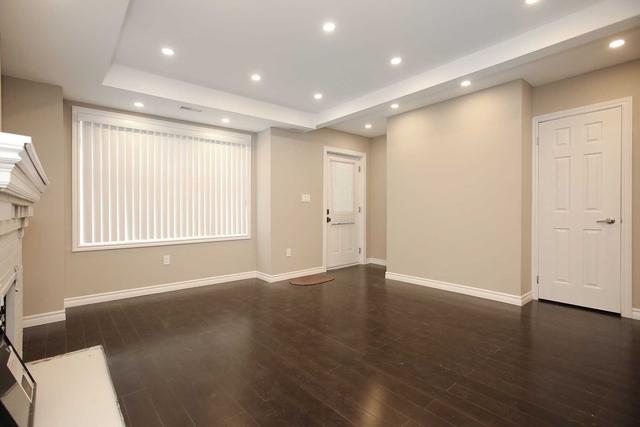 3,5 Temple Ave, House detached with 9 bedrooms, 6 bathrooms and 0 parking in Toronto ON | Image 26