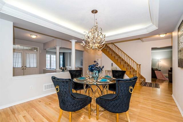 6 Peacock Cres, House detached with 5 bedrooms, 5 bathrooms and 6 parking in Ajax ON | Image 3