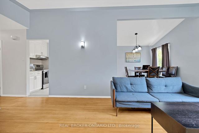 81 Secord Ave, House detached with 5 bedrooms, 2 bathrooms and 7 parking in Kitchener ON | Image 11