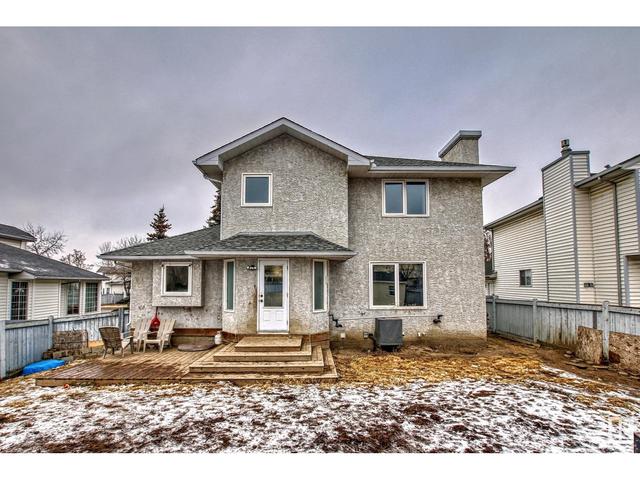 34 Harwood Dr, House detached with 4 bedrooms, 3 bathrooms and null parking in St. Albert AB | Image 47