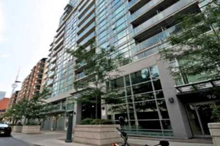 th102 - 96 St Patrick St, Townhouse with 3 bedrooms, 3 bathrooms and 1 parking in Toronto ON | Image 1
