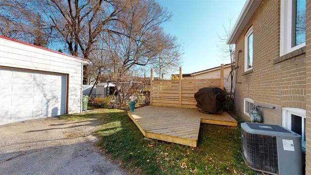 365 Kipling Ave, House detached with 2 bedrooms, 2 bathrooms and 2 parking in Toronto ON | Image 14