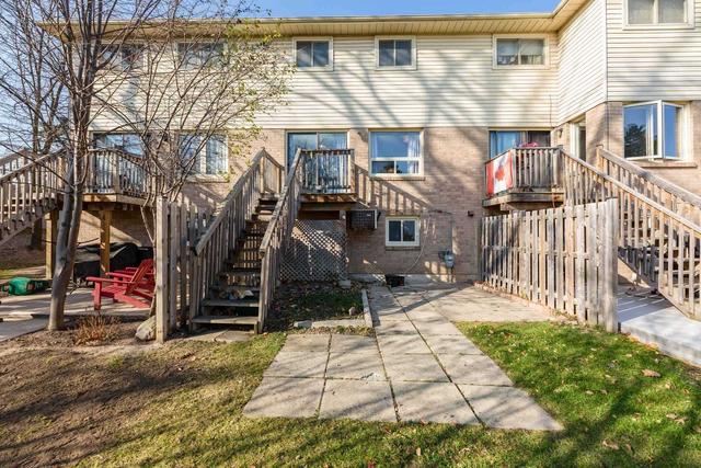 34 - 20 Farnham Dr, Townhouse with 3 bedrooms, 4 bathrooms and 2 parking in Brampton ON | Image 25
