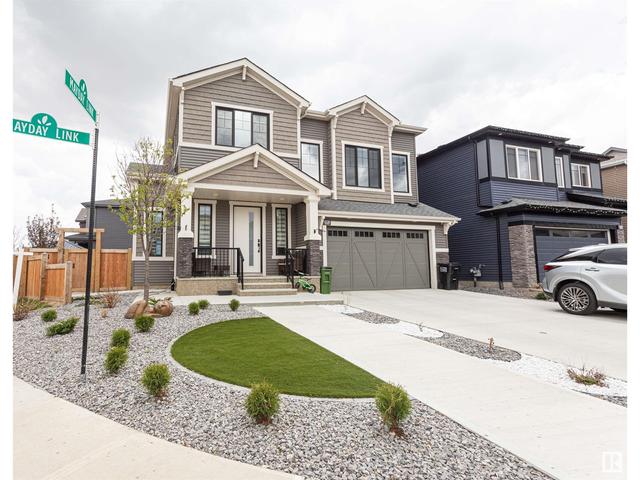 8330 Mayday Li Sw, House detached with 4 bedrooms, 4 bathrooms and null parking in Edmonton AB | Image 1