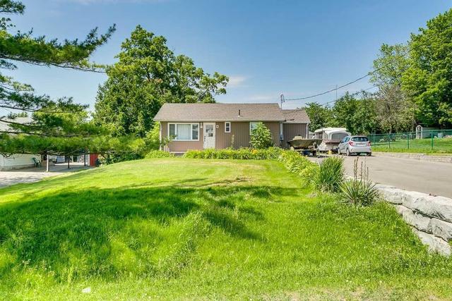 16 Firner St, House detached with 4 bedrooms, 2 bathrooms and 8 parking in Clarington ON | Image 1