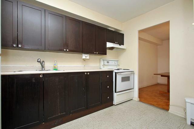 212 - 5 Massey Sq, Condo with 2 bedrooms, 1 bathrooms and 0 parking in Toronto ON | Image 20