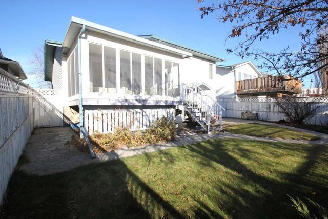 25 Kingston Drive, House detached with 4 bedrooms, 3 bathrooms and 2 parking in Red Deer AB | Image 37
