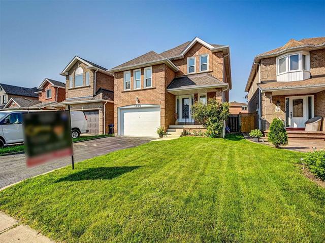 1018 Fernandez Dr, House detached with 3 bedrooms, 3 bathrooms and 4 parking in Mississauga ON | Image 12